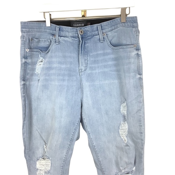 Torrid Womens Jeans Distressed Ripped Plus Size 18S Light Wash - Picture 3 of 5